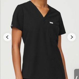 Figs black scrub top